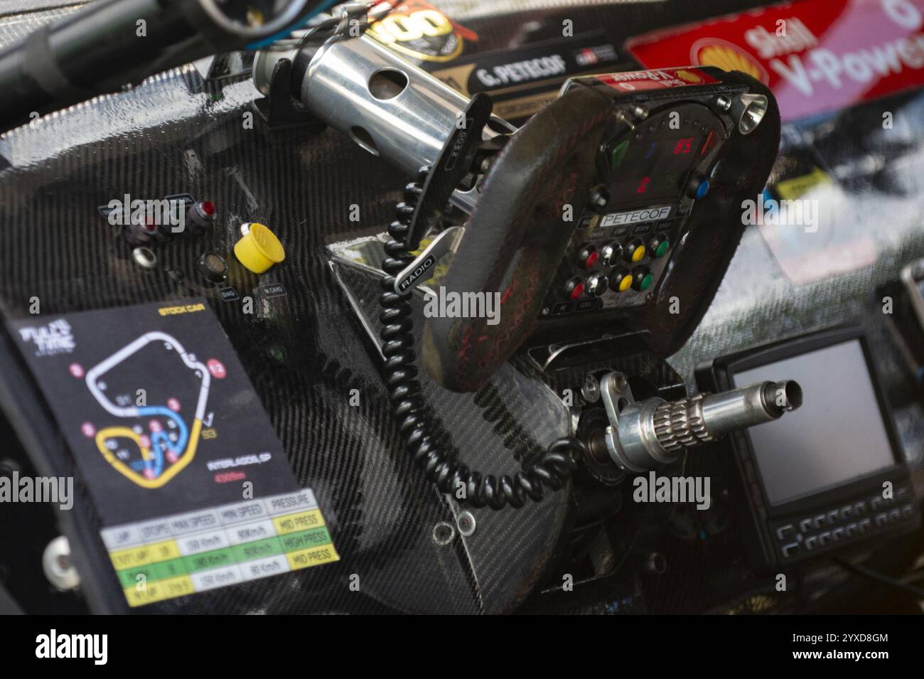 San Paolo, Brasile. 15 dicembre 2024. SP - SAN PAOLO - 12/15/2024 - STOCK CAR FINALE 2024 - Ricardo Zonta, numero 10, RC Team, categoria Stock Car, gara, Interlagos Race Track, domenica 15 dicembre 2024. Ultima gara della stagione foto: Anderson Romao/AGIF (foto di Anderson Rom&#xe3;o/AGIF/Sipa USA) credito: SIPA USA/Alamy Live News Foto Stock