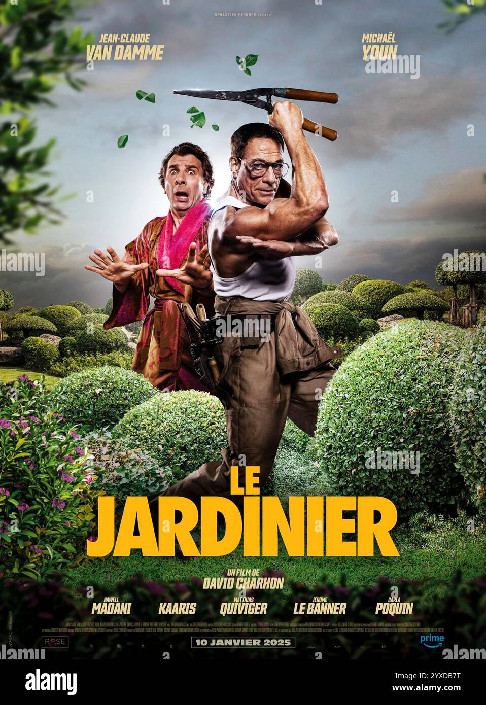 Le Jardinier (2025), diretto da David Charron e interpretato da Jean-Claude Van Damme, Michaël Youn e Mourad Kébaili. Un film d'azione comico su un improbabile duo coinvolto in un caos basato sul giardino. SOLO PER USO EDITORIALE di poster pubblicitari francesi. Credito: BFA / Amazon prime Video Foto Stock