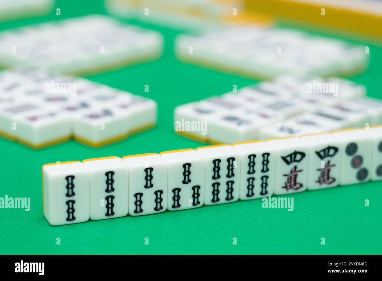 Portatile Mahjong Cinese 144 Piastrelle MahJong Set Con Istruzioni In Inglese Divertente - Foto 7