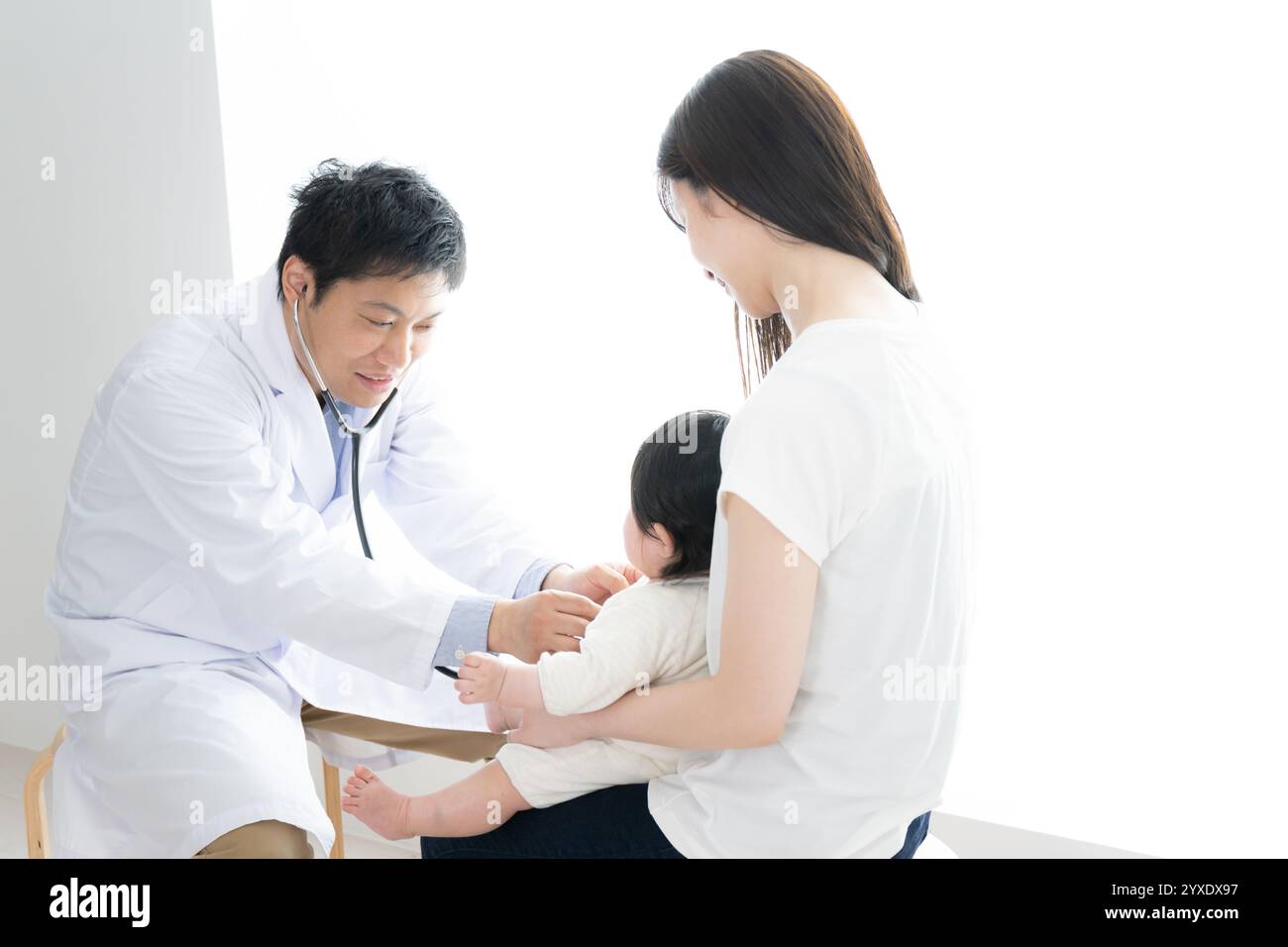 Il controllo medico del bambino Foto Stock