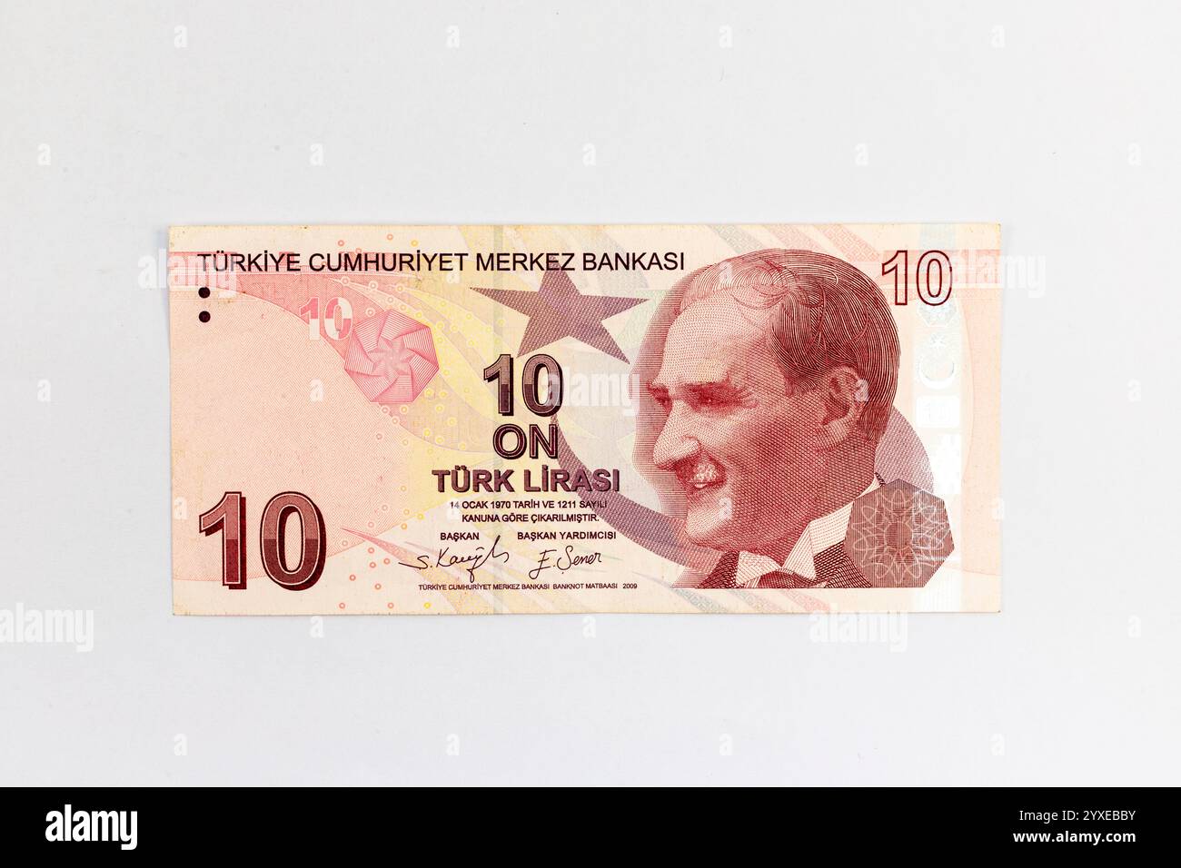 Turchia banconota da 10 lire da 2009 con ritratto del presidente Mustafa Kemal Ataturk (1881-1938) Foto Stock