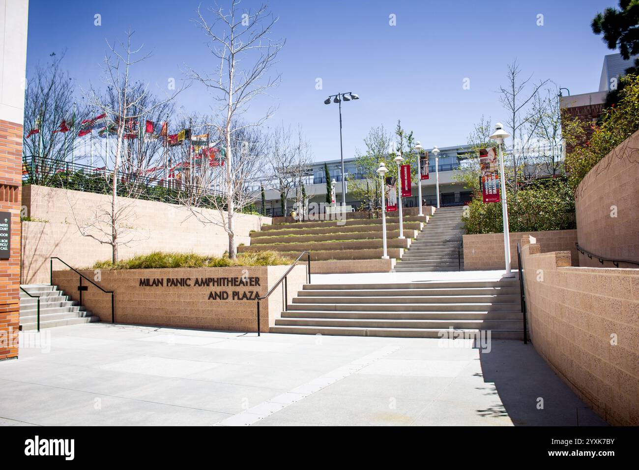 Orange, California, Stati Uniti - 04-03-2019: Una vista del Milan Panic Plaza, alla Chapman University. Foto Stock