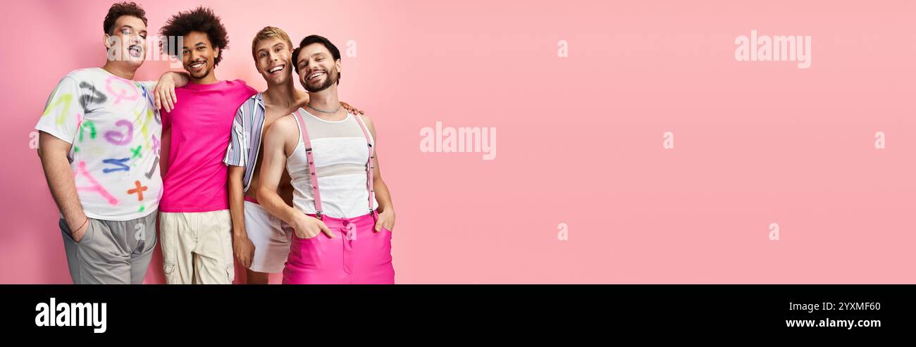 Gli amici gioiosi esprimono la loro individualità con abiti colorati, che irradiano positività e orgoglio. Foto Stock