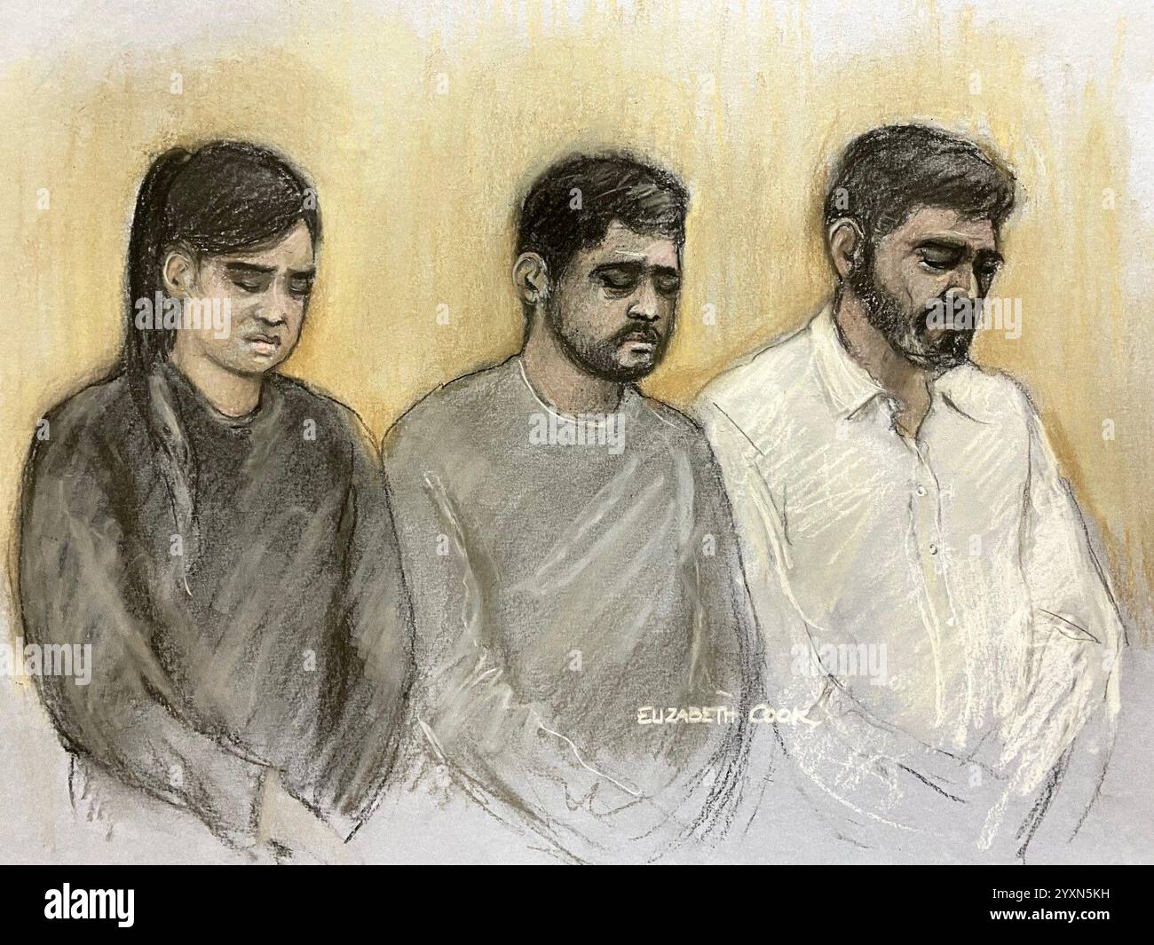 Schizzo dell'artista di corte di Elizabeth Cook della matrigna di Sara Sharif Beinash Batool, zio Faisal Malik e padre Urfan Sharif che appaiono per la condanna per la morte del bambino di 10 anni, all'Old Bailey di Londra. Sharif e Batool sono state incarcerate a vita all'Old Bailey per il suo omicidio, con un periodo minimo di 40 anni e 33 anni rispettivamente. Malik è stato imprigionato per 16 anni. Data foto: Martedì 17 dicembre 2024. Foto Stock