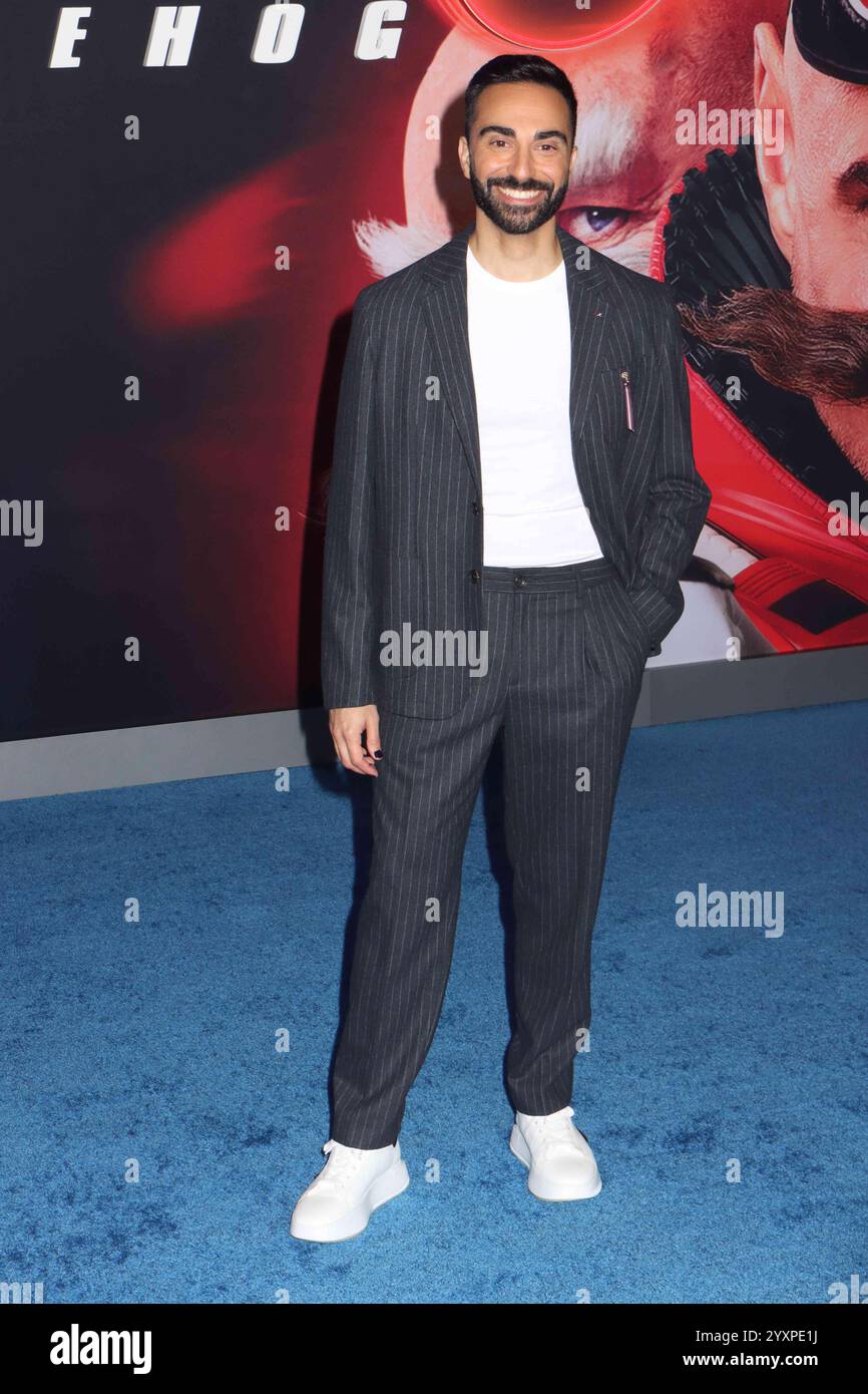 Lee Majdoub 12/16/2024 la prima di Los Angeles di 'Sonic the Hedgehog 3' tenutasi al TCL Chinese Theatre di Hollywood, CA. Foto di I. Hasegawa / HNW / Picturelux Foto Stock