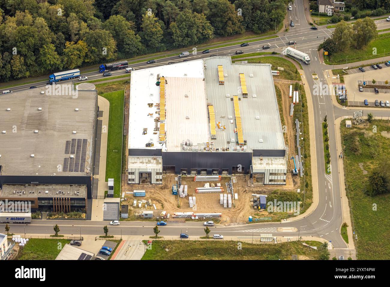 Veduta aerea, nuovo sviluppo dell'ex caserma Moritz-von-Nassau, area di sviluppo Georg-Elser-Straße e parco commerciale Mona, Emmerich, Emmerich Foto Stock