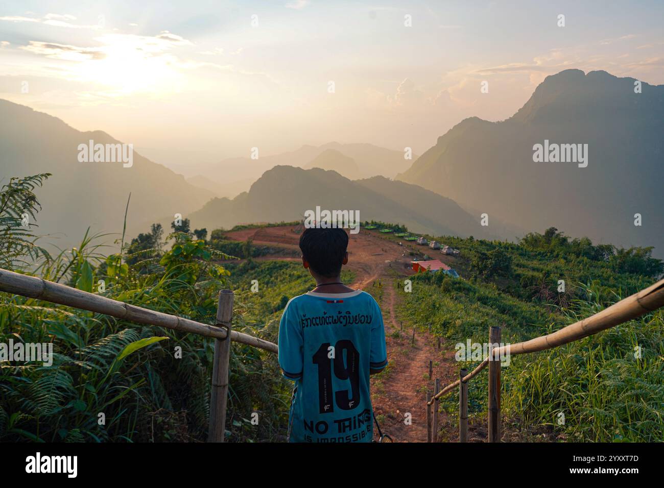 Montagne dell'Asia centrale, Nong Khiaw, Laos Foto Stock