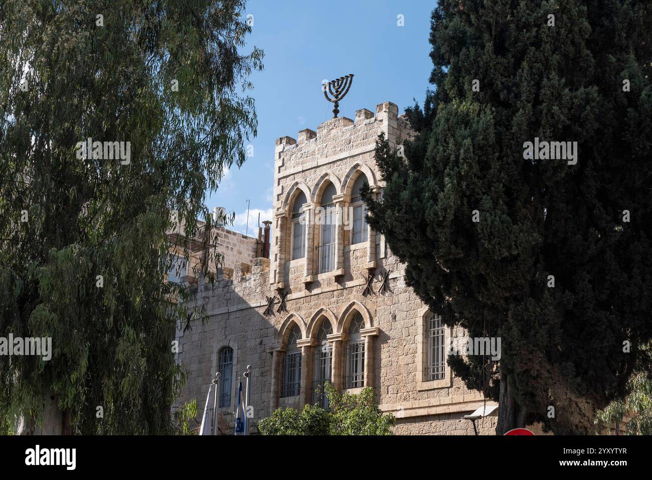 Gerusalemme, New York, Stati Uniti. 17 dicembre 2024. Vista dell'esterno del vecchio edificio dell'Accademia d'Arte a Gerusalemme, Israele il 17 dicembre 2024 (immagine di credito: © Lev Radin/ZUMA Press Wire) SOLO PER USO EDITORIALE! Non per USO commerciale! Foto Stock