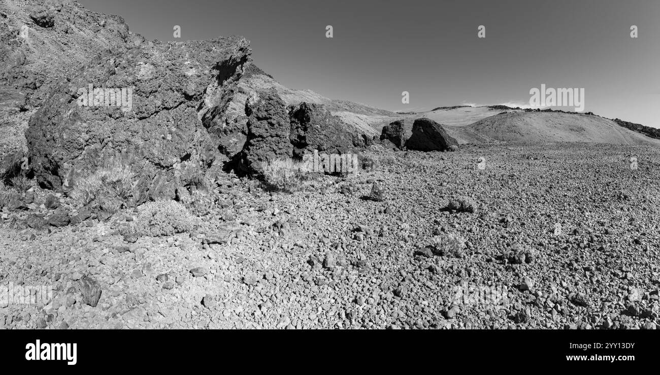 Formazioni rocciose, paesaggio vulcanico nel Parco Nazionale El Teide, Patrimonio dell'Umanità, Tenerife, Isole Canarie, Spagna, Europa Foto Stock