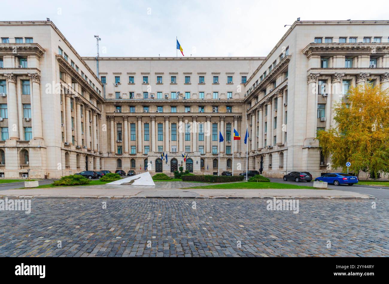 Piazza della Rivoluzione nel centro di Bucarest Foto Stock