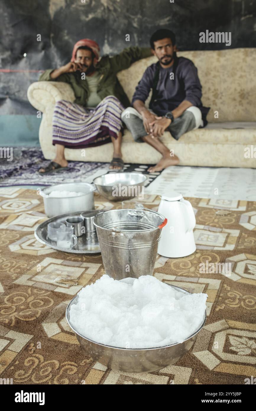 Tenda dei commercianti di cammelli al suk di cammelli a Salalah, Dhofar, Oman, Asia Foto Stock