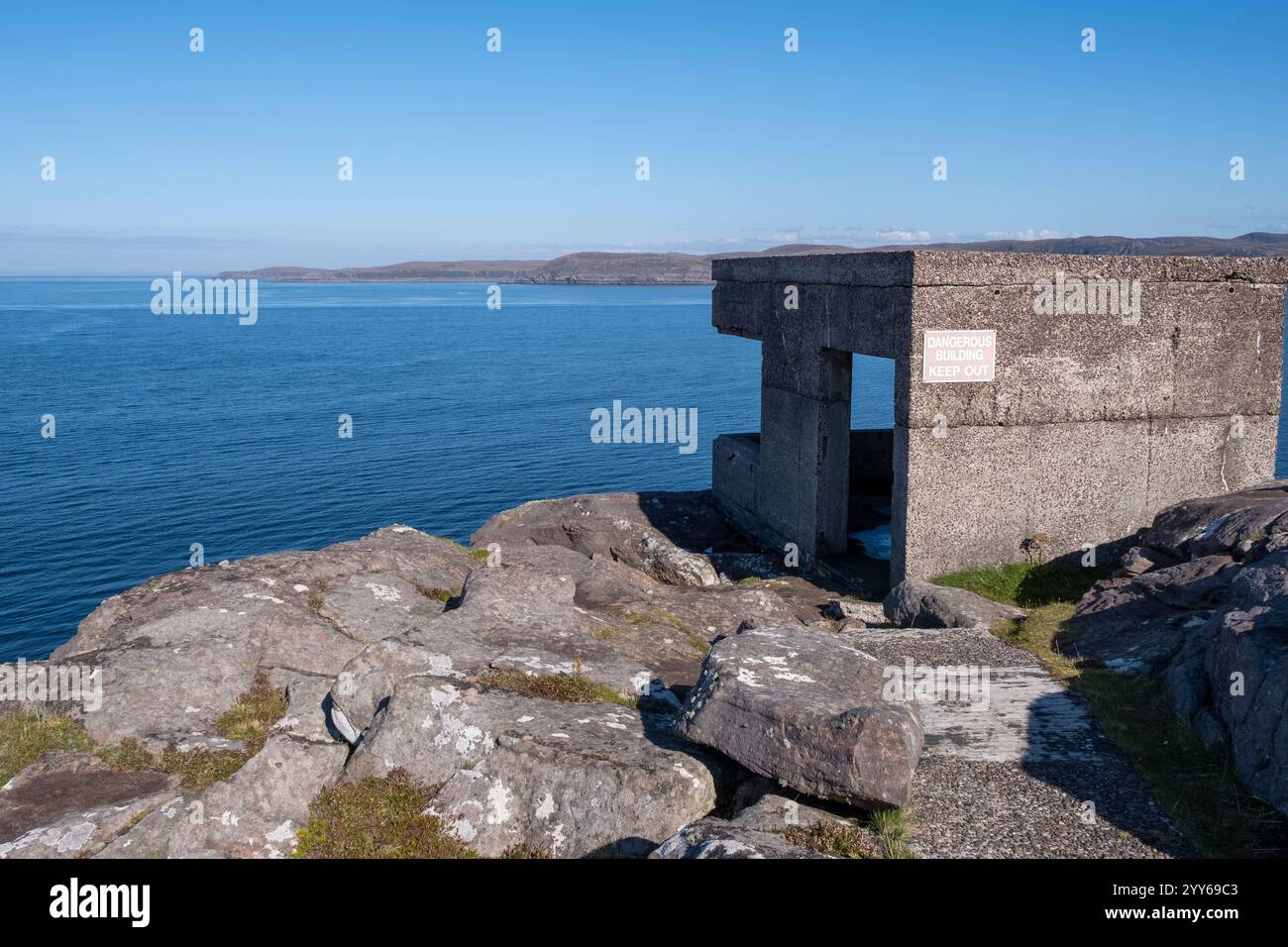 WW11, WW2, punti panoramici a Rubha Nan Sasan, Cove Battery, Loch Ewe, Scozia Foto Stock