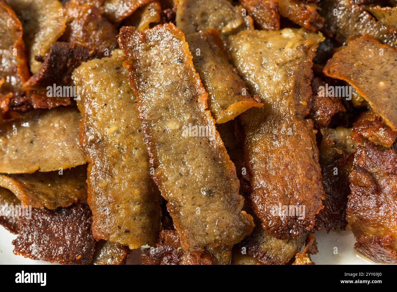 Carne di giroscopio grigliata grigliata arrosto rasata per mangiare Foto Stock