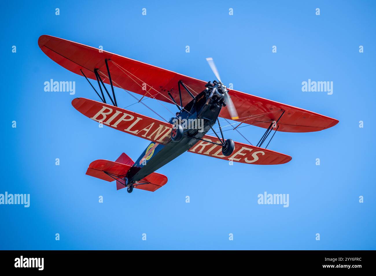 Nuovo standard D-25 all'aeroporto Old Rhinebeck di New York Foto Stock
