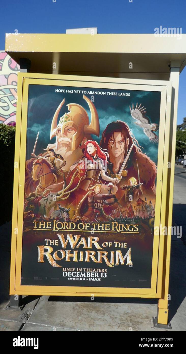 Los Angeles, California, USA 18 dicembre 2024 il Signore degli anelli la fermata dell'autobus War of the Rohirrim il 18 dicembre 2024 a Los Angeles, California, USA. Foto di Barry King/Alamy Stock Photo Foto Stock