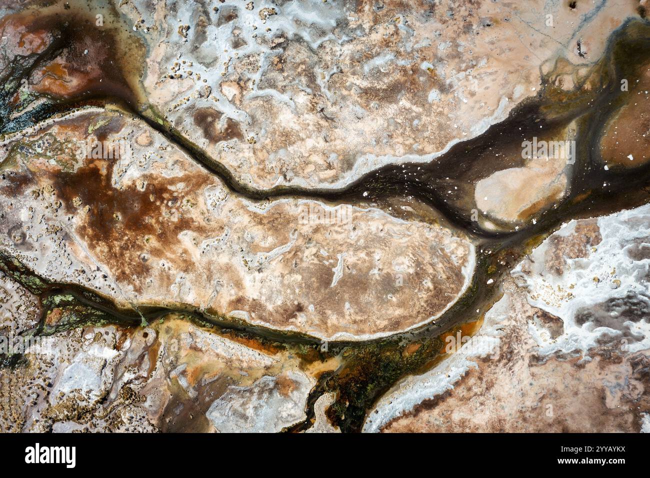 Sorgenti vulcaniche calde e fiume Foto Stock