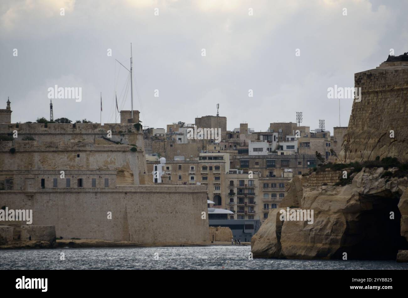 Fort St. Angelo, Birgu-Vittoriosa vista dal Bastione di Abercrombie, la Valletta, Malta, Europa Foto Stock