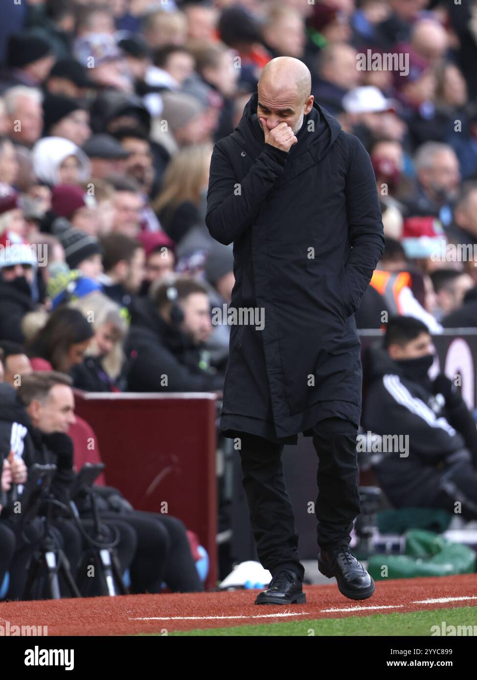 Birmingham, Regno Unito. 21 dicembre 2024. Al match Aston Villa vs Manchester City EPL, a Villa Park, Birmingham, Regno Unito, il 21 novembre 2024. Crediti: Paul Marriott/Alamy Live News Foto Stock