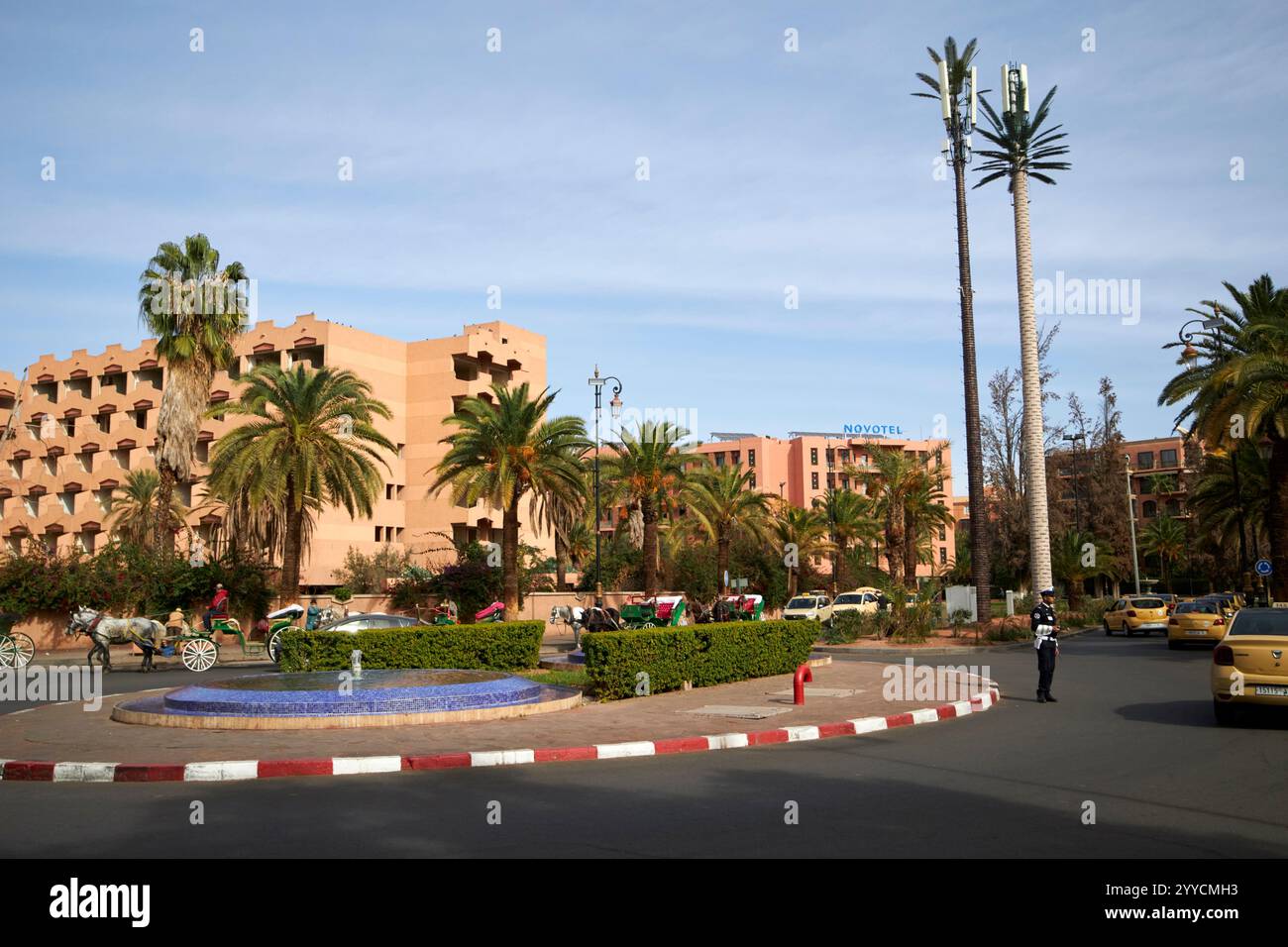 place de l'hivernage, quartiere di lusso di marrakech, marocco Foto Stock