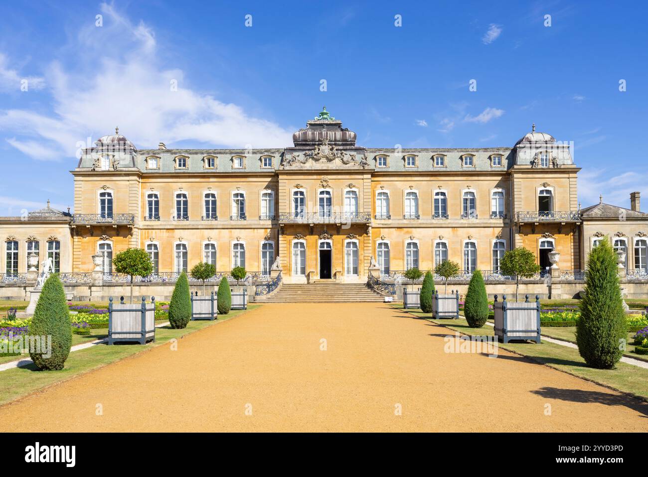 Wrest Park Bedfordshire giardini formali fuori dalla casa di campagna classificata di grado 1 di Wrest Park and Gardens Silsoe Bedfordshire Inghilterra Regno Unito Europa Foto Stock