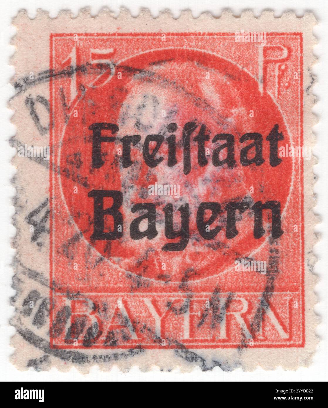 BAVIERA — 1919 agosto 06: 15 pfennig vermiglio francobollo raffigurante il ritratto di Re Ludovico III (07-gen-1845 – 18-ott-1921), l'ultimo re di Baviera. 'Freistaat Bayern' sovrastampato. Inizialmente, prestò servizio nell'esercito bavarese come tenente e continuò a mantenere il grado di Oberleutnant durante la guerra austro-prussiana. Entrò in politica all'età di 18 anni diventando un membro del parlamento bavarese e partecipò attivamente alla politica, sostenendo le riforme elettorali. Più tardi nella vita, servì come reggente e de facto capo di stato dal 1912 al 1913, governando per suo cugino, Ottone Foto Stock