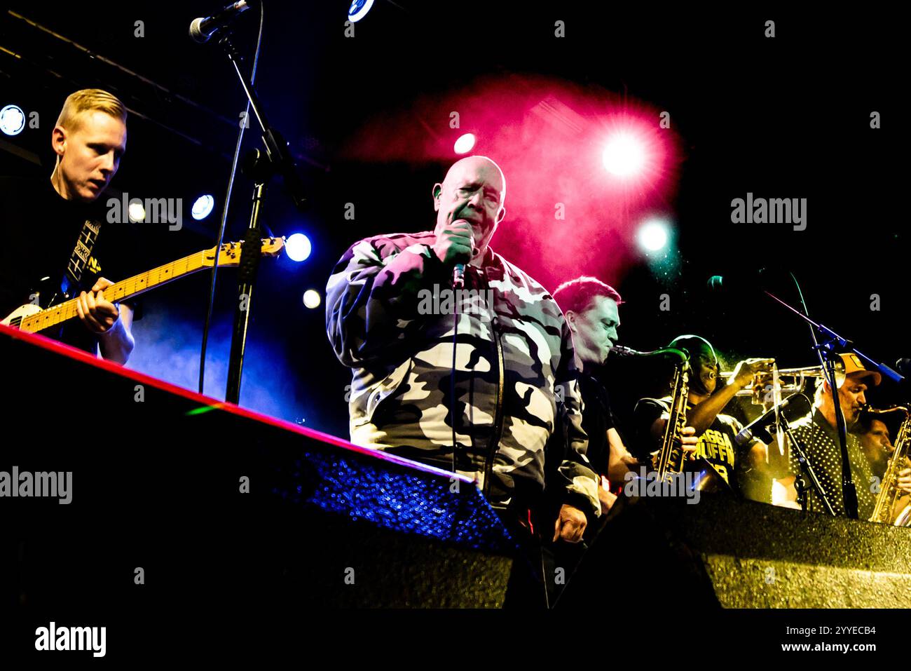 Londra, Regno Unito. 21 dicembre 2024. Le leggende della ska Bad Manners portano il loro tour natalizio nell'iconica Electric Ballroom di Camden Town. Cristina Massei/Alamy Live News. Foto Stock