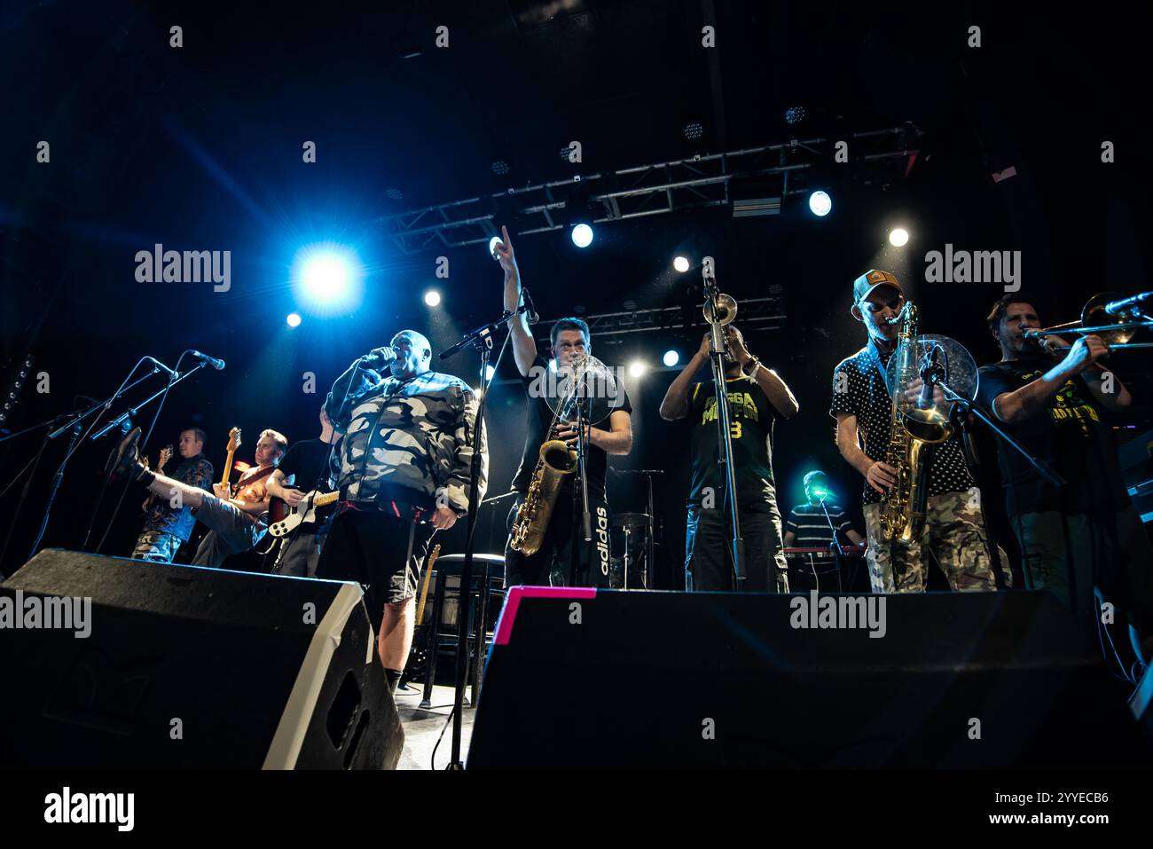 Londra, Regno Unito. 21 dicembre 2024. Le leggende della ska Bad Manners portano il loro tour natalizio nell'iconica Electric Ballroom di Camden Town. Cristina Massei/Alamy Live News. Foto Stock