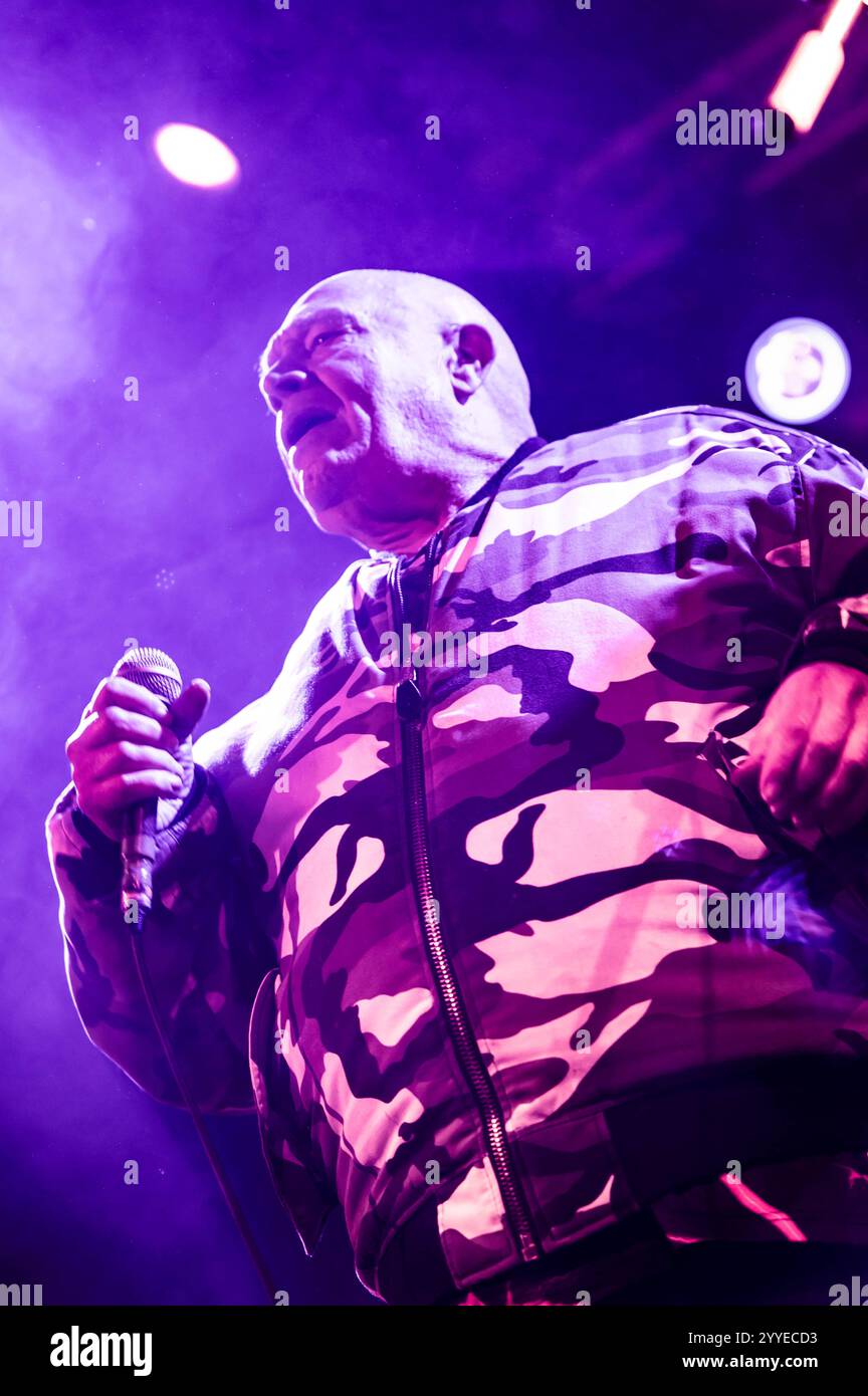 Londra, Regno Unito. 21 dicembre 2024. Le leggende della ska Bad Manners portano il loro tour natalizio nell'iconica Electric Ballroom di Camden Town. Cristina Massei/Alamy Live News. Foto Stock