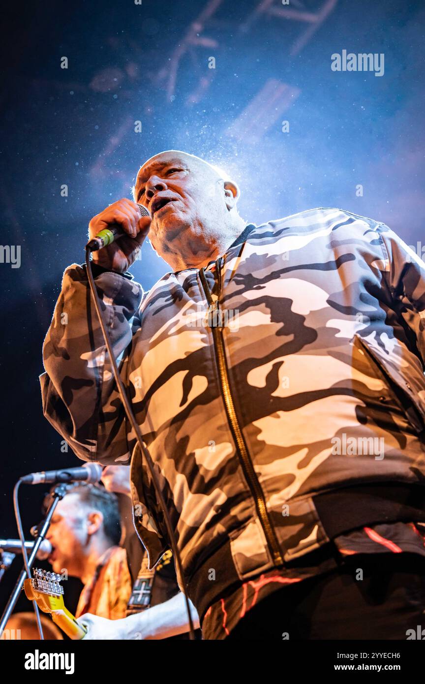 Londra, Regno Unito. 21 dicembre 2024. Le leggende della ska Bad Manners portano il loro tour natalizio nell'iconica Electric Ballroom di Camden Town. Cristina Massei/Alamy Live News. Foto Stock