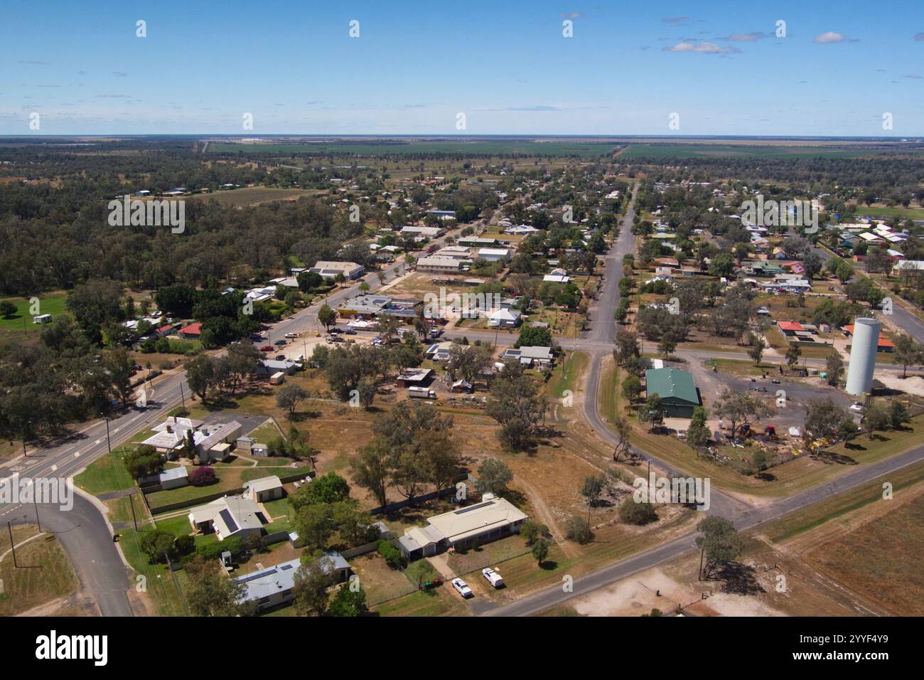 Aerea di Mungindi, una città sul confine tra il nuovo Galles del Sud e il Queensland in Australia Foto Stock