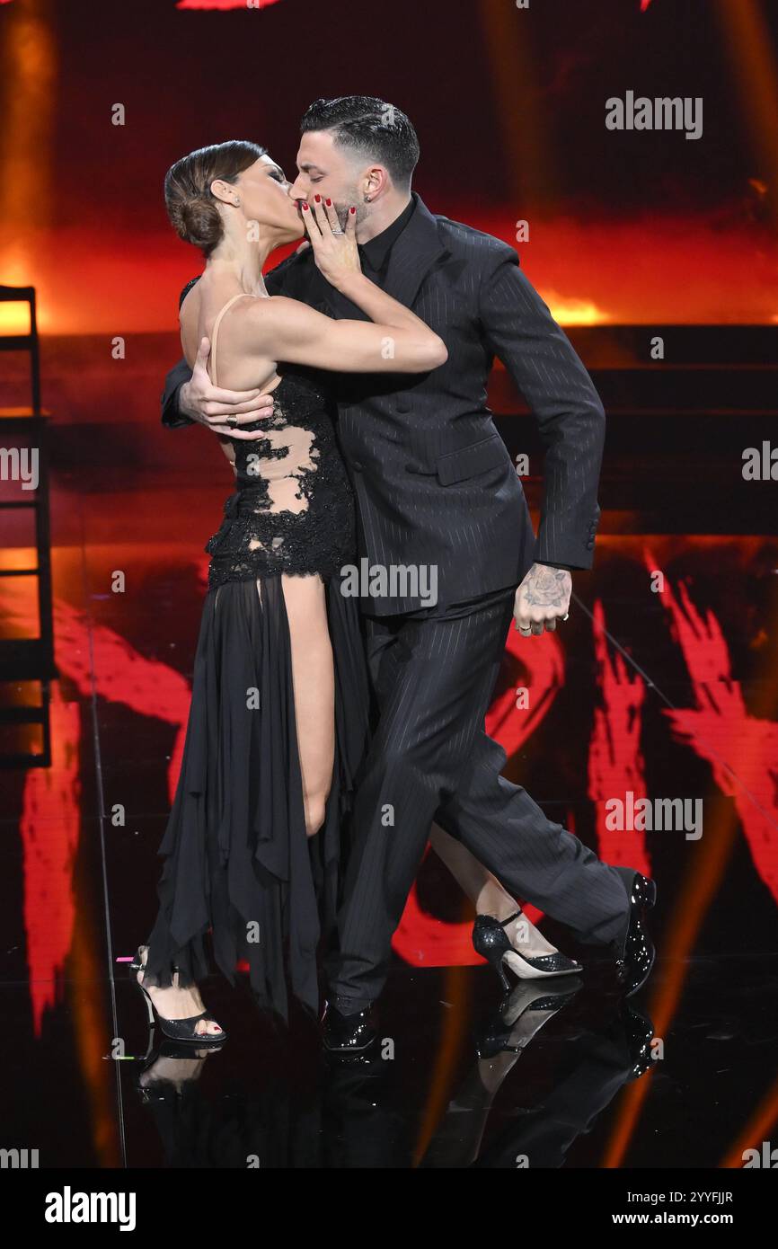 Roma: Auditorium Rai del foro Italico. Serata finale danzando con le stelle. Nella foto: Foto Stock
