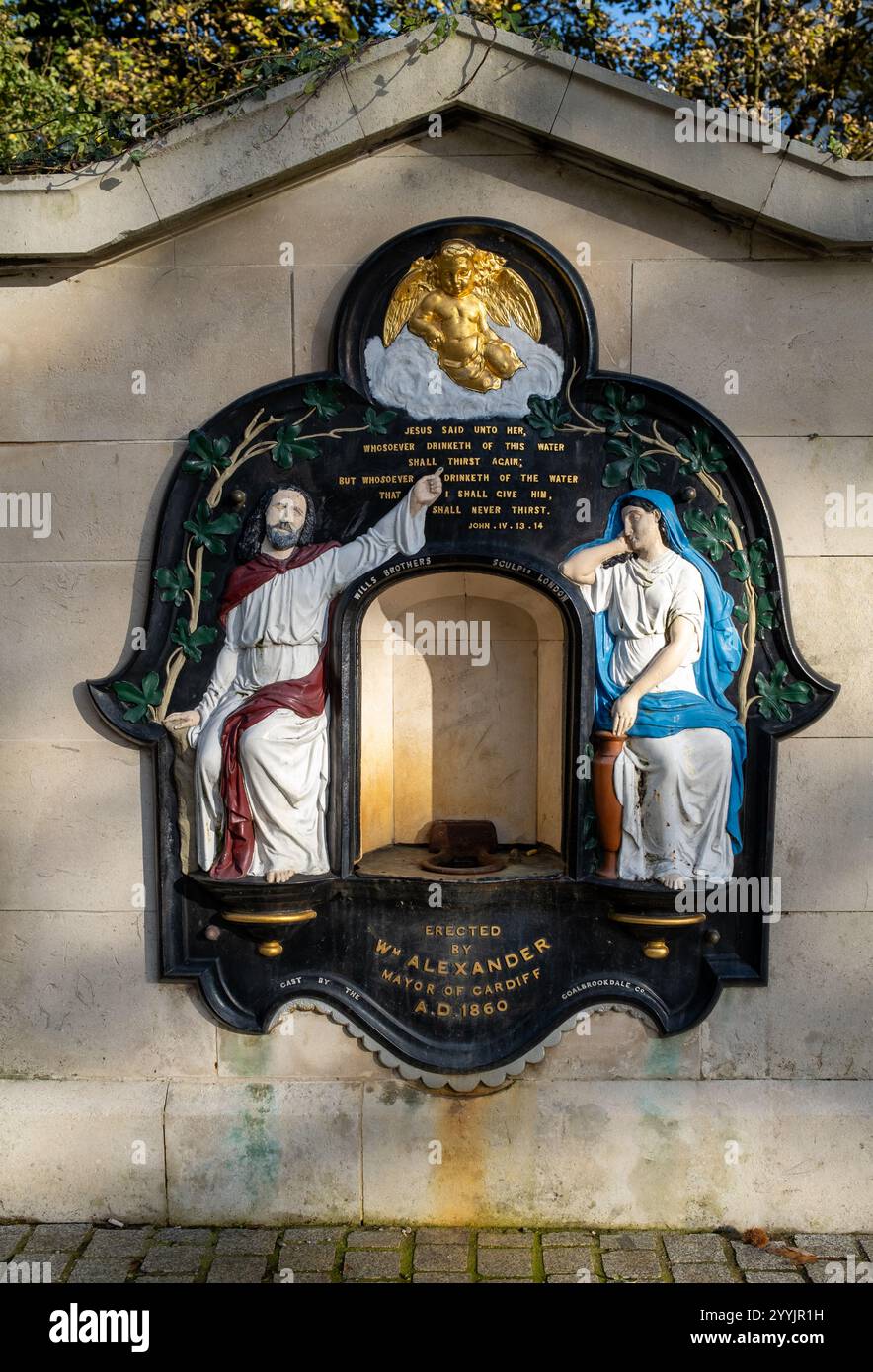 Fontana d'acqua eretta da William Alexander sindaco di Cardiff 1860 Cardiff Galles del Sud Regno Unito Foto Stock