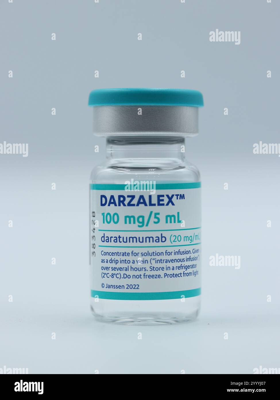 DARZALEX® è un medicinale prescritto usato per trattare adulti con mieloma multiplo Foto Stock