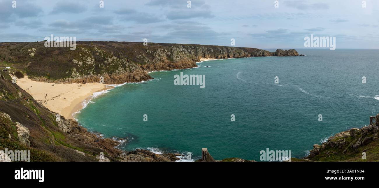 Panorama [ immagine incisa ] di Portcurno Beach, Cornovaglia, Regno Unito Foto Stock