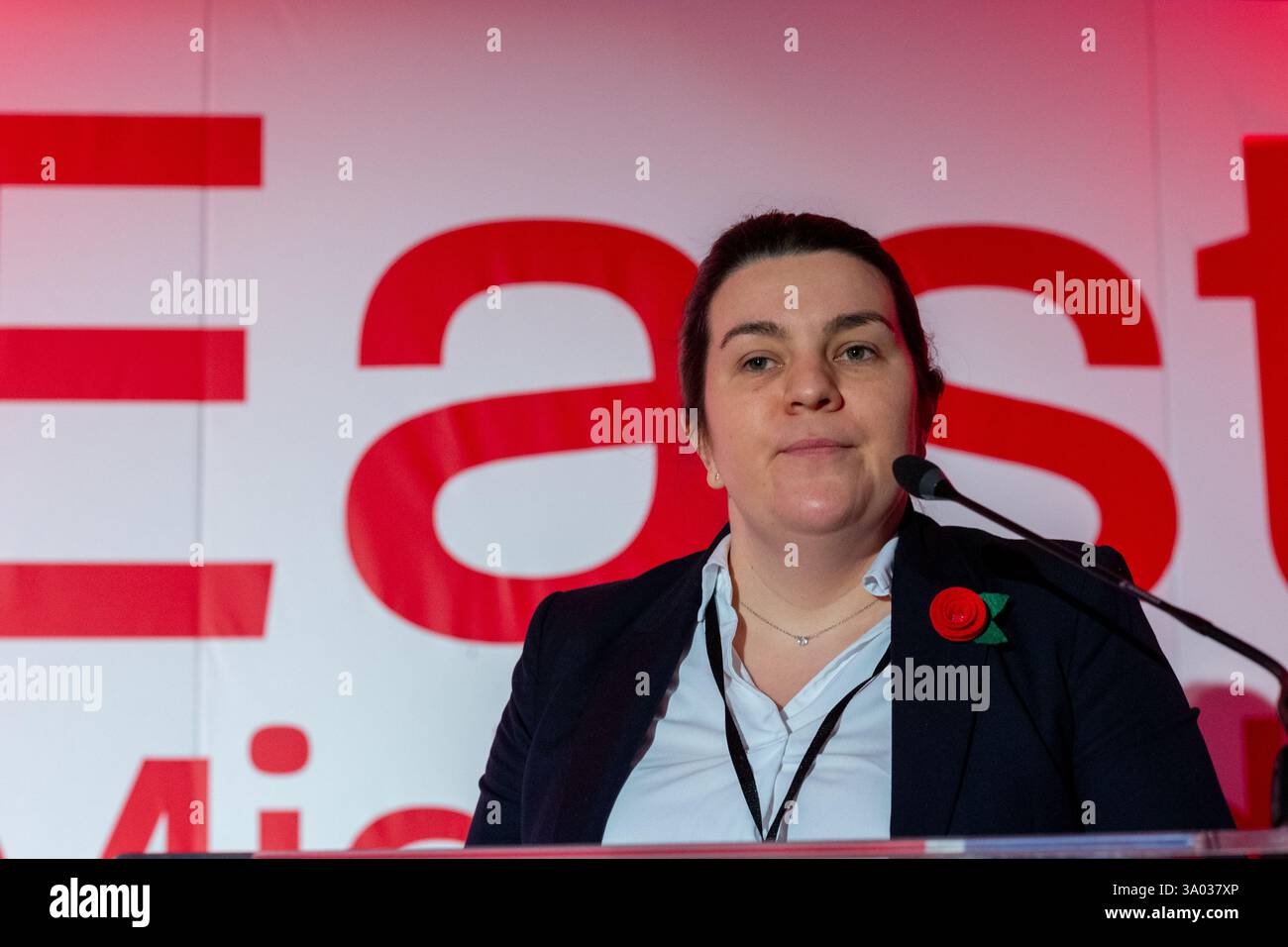 Fay Graham, Direttore regionale del Partito laburista delle Midlands Orientali, intervenendo alla Conferenza regionale del Partito Laburista delle Midlands Orientali, Leicester, Inghilterra, Foto Stock