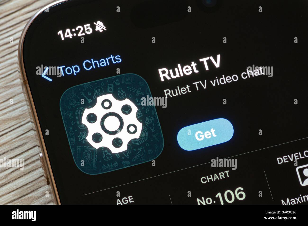 OSTRAVA, CECHIA - 23 NOVEMBRE 2024: App store con Rulet TV video meeting e app di messaggistica mobile da installare Foto Stock