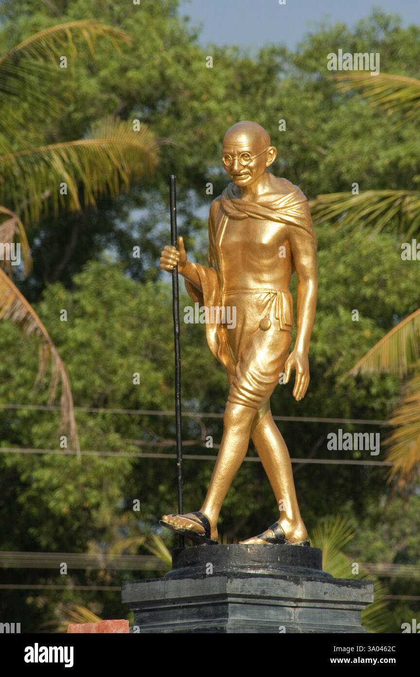 Statua del mahatma gandhi, Kollam, Kerala, India, Asia Foto Stock