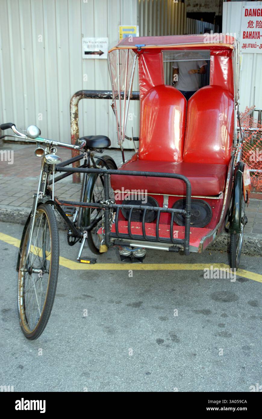 Bicicletta o cicloturismo in risciò, Singapore, Asia Foto Stock