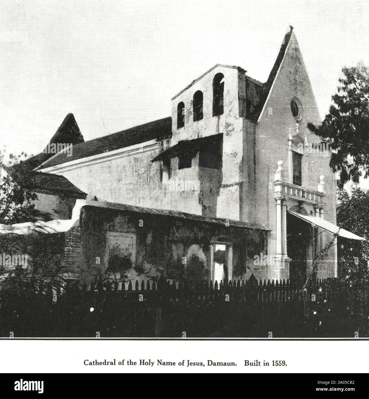 Cattedrale della comunità cattolica del Santo nome di Gesù, Damaun costruita nel 1559, Daman, India UT Foto Stock