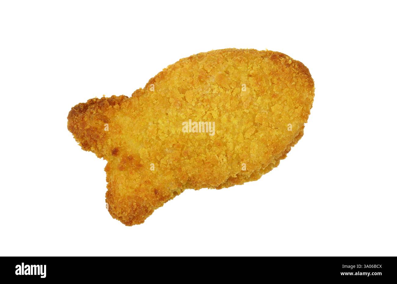 Una carne di pesce fritta a forma di pesce isolata su fondo bianco Foto Stock