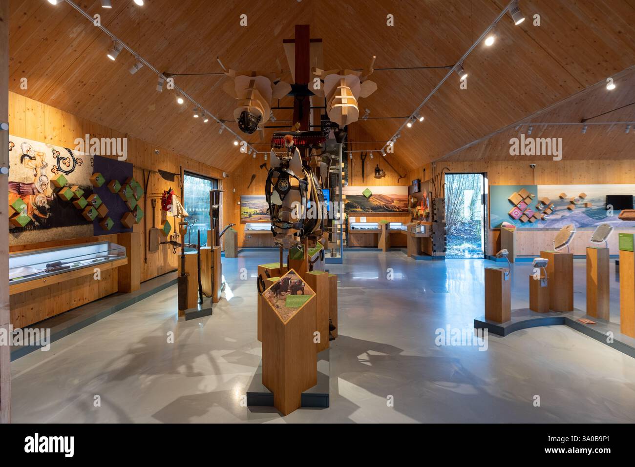 Mostra e galleria al Weald and Downland Living Museum. Febbraio 2025. Foto Stock