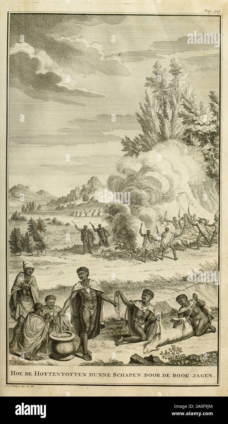 Naaukeurige en uitvoerige beschryving van Kaap de Goede Hoop, Amsterdam, di B. Lakeman, 1727, Sudafrica, storia naturale, Capo di buona speranza, descrizione e viaggio, Capo di buona speranza, Sud Africa, Khoikhoi, popolo africano, questa scena raffigura un ambiente pastorale in cui diverse figure sono impegnate in varie attività legate all'allevamento di pecore. In primo piano, si osservano due individui che preparano alimenti o materiali di lavorazione, mentre altri stanno conversando e tendendo a una serie di pecore. Sullo sfondo, un pennacchio di fumo suggerisce attività nelle vicinanze, probabilmente indicanti un incendio o una caccia Foto Stock