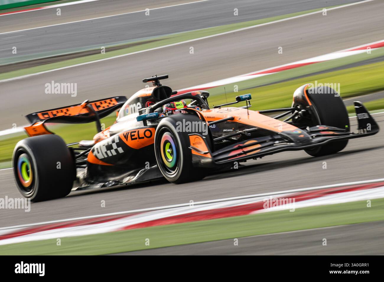 Sakhir, Bahrein. 26-28 febbraio 2025. Campionato del mondo FIA F1 2025. Test pre-stagionale. Oscar Piastri, McLaren. Foto Stock