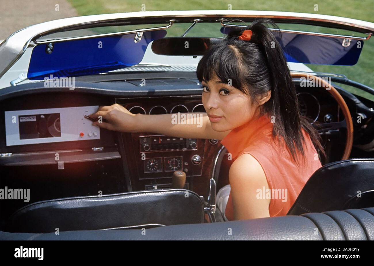 SI VIVE SOLO DUE VOLTE 1967 Eon/United Artists film con mie Hama nel ruolo di Kissy Suzuki Foto Stock