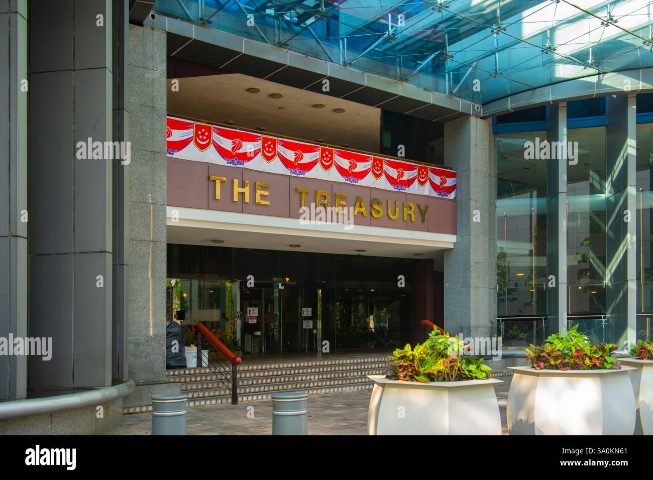 Il Tesoro, l'edificio del Ministero del commercio e dell'industria in High Street nel centro della Central area, Singapore. Foto Stock