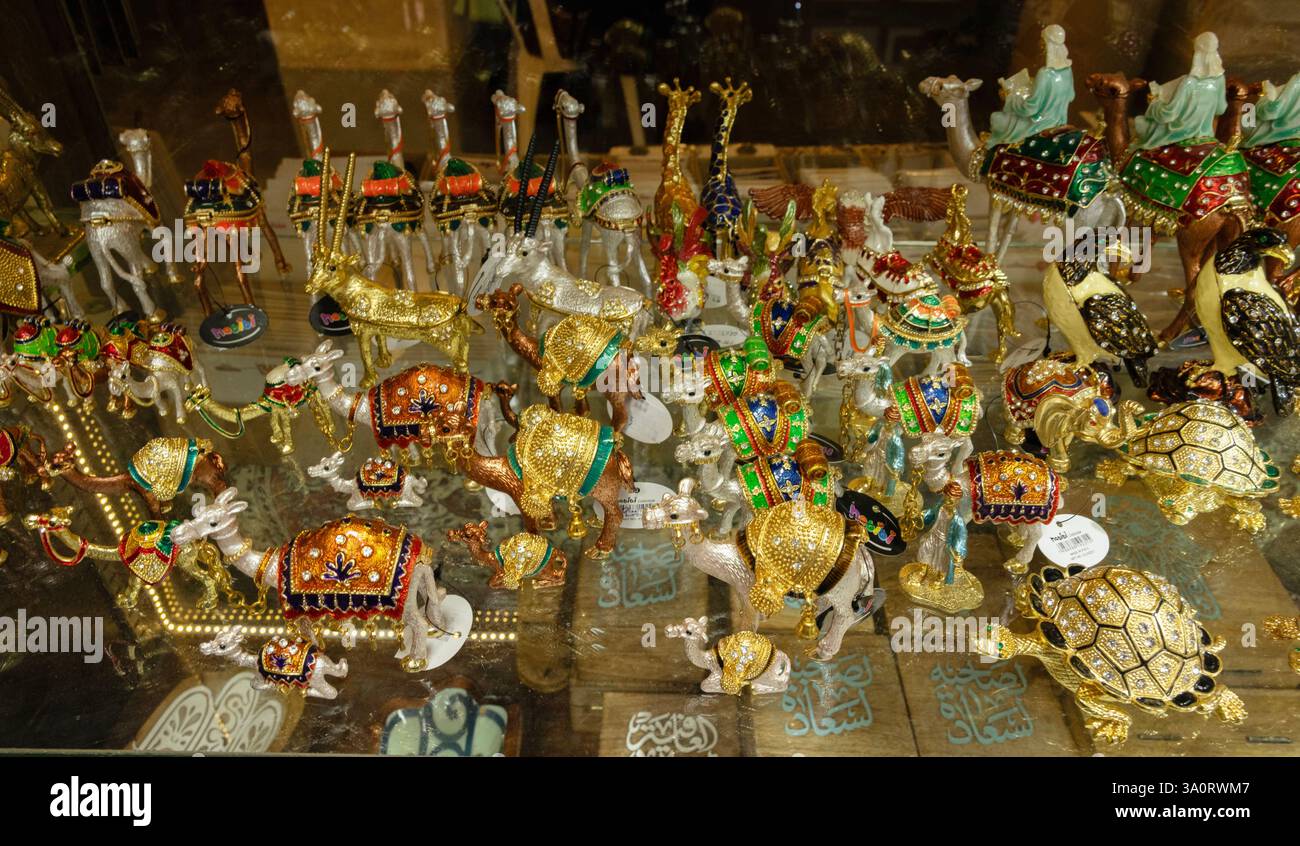 Souq waqif - un vecchio mercato in Qatar 02-03-2025 Foto Stock Souq waqif - un vecchio mercato in Qatar 02-03-2025 Foto Stock