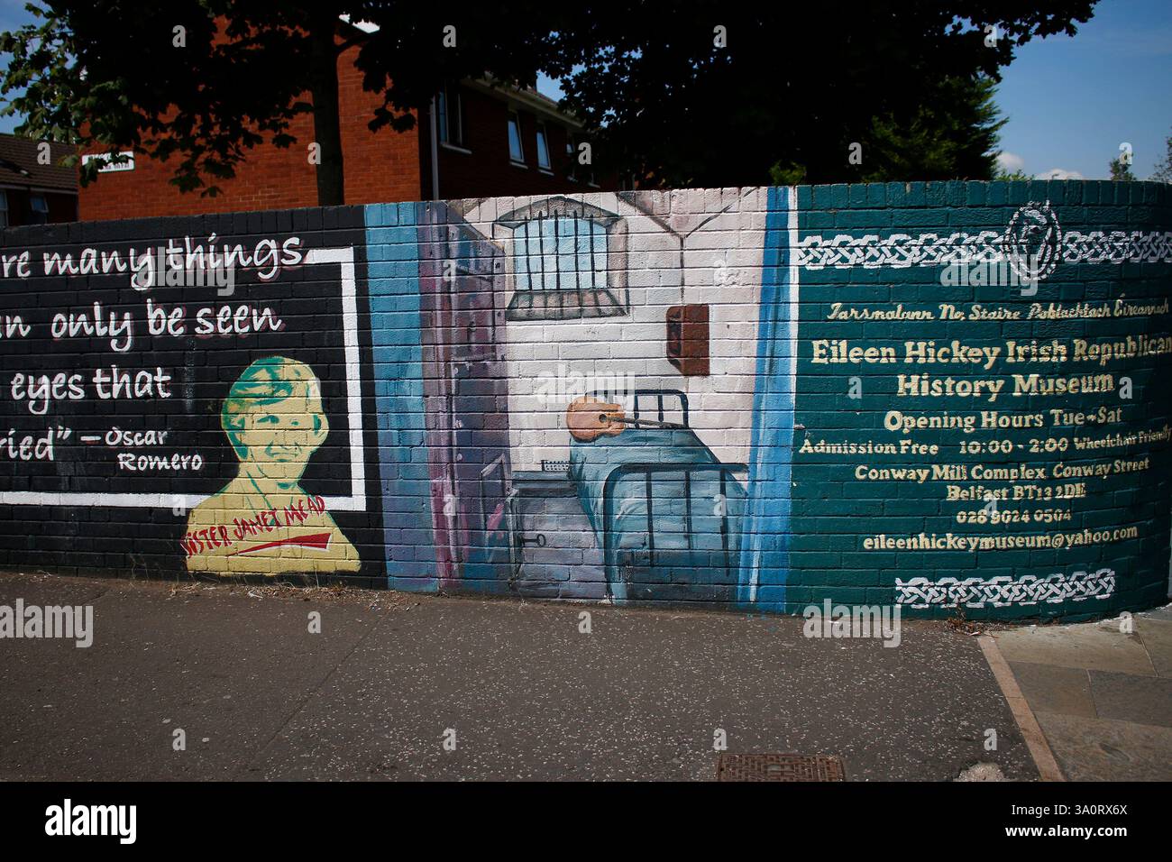 Impressionen: Wandbilder im Arbeiterviertel ktholischen, Belfast, Nordirland/ Irlanda del Nord (nur fuer redaktionelle Verwendung. Keine Werbung. Ref Foto Stock