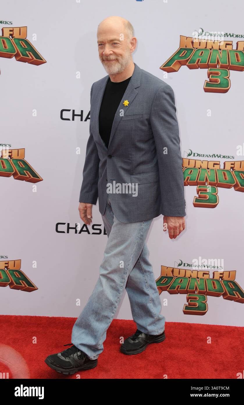 JK Simmons arriva alla prima di DreamWorks Animation e di 'Kung fu Panda 3' della Twentieth Century Fox al TCL Chinese Theatre il 16 gennaio 2016 a Hollywood, California Foto Stock