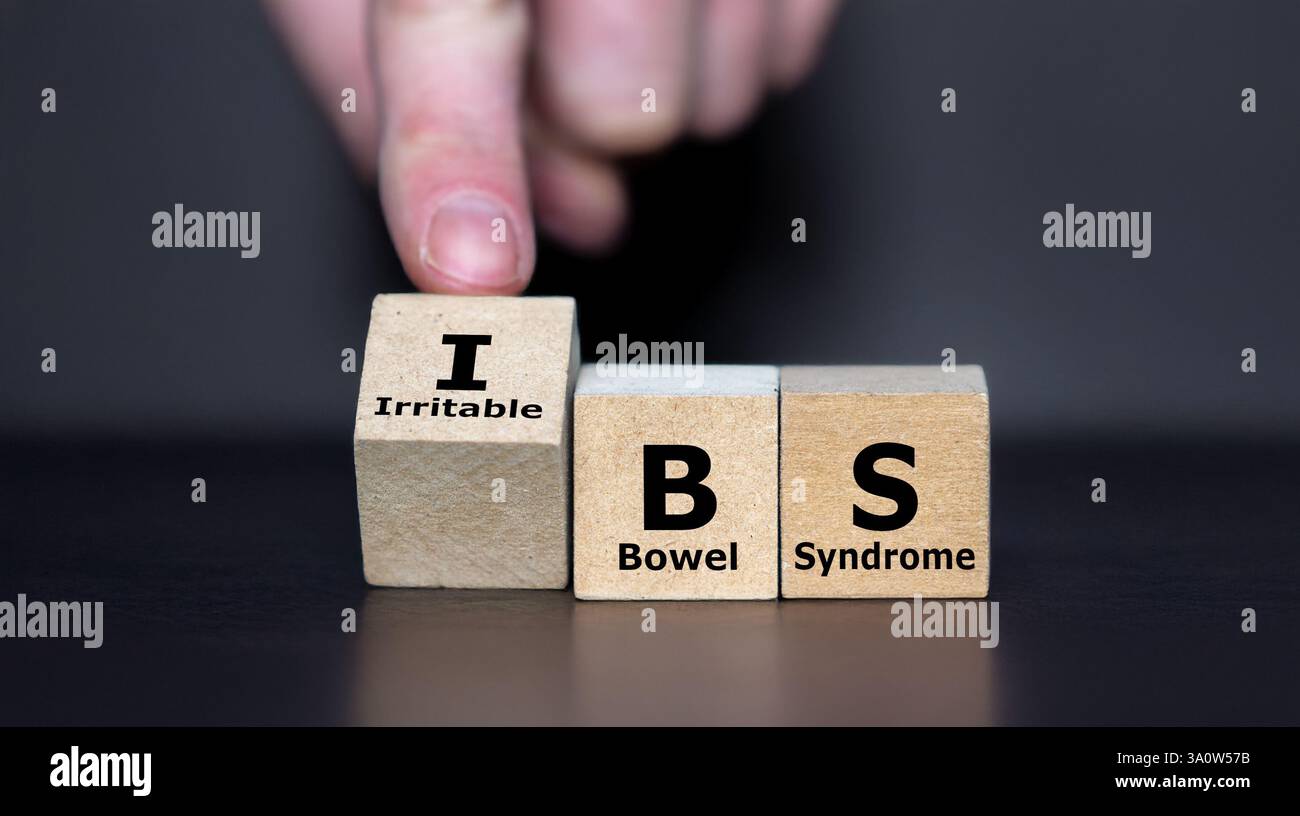 I cubi formano l'acronimo IBS (sindrome dell'intestino irritabile). Foto Stock