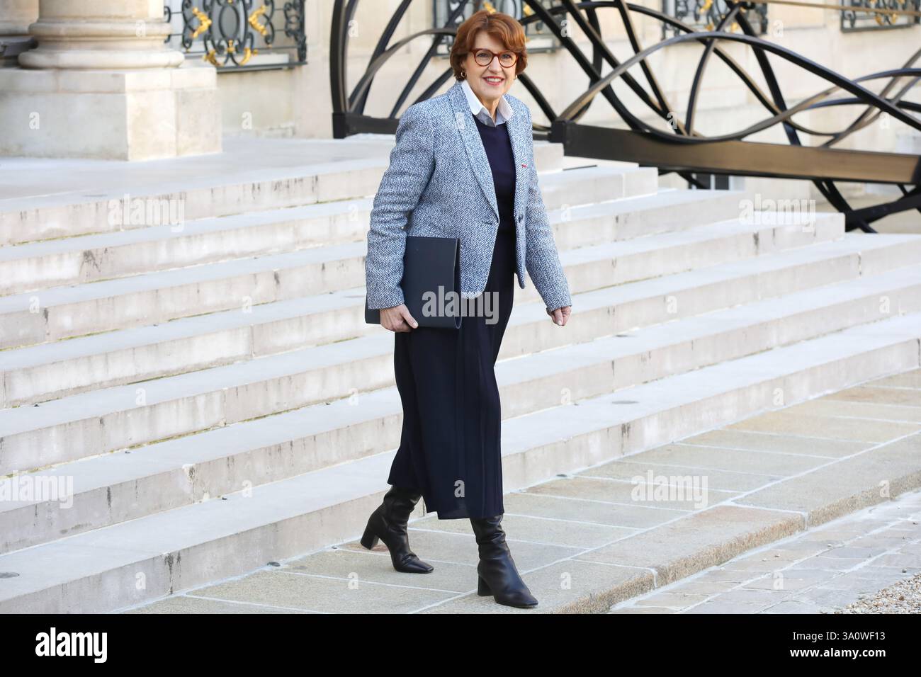 Parigi, Francia il 5 marzo 2025, uscita dal Consiglio dei ministri francese, Annie Genevard, ministro dell'Agricoltura. Crédit Francois Loock/Alamy Live News Foto Stock